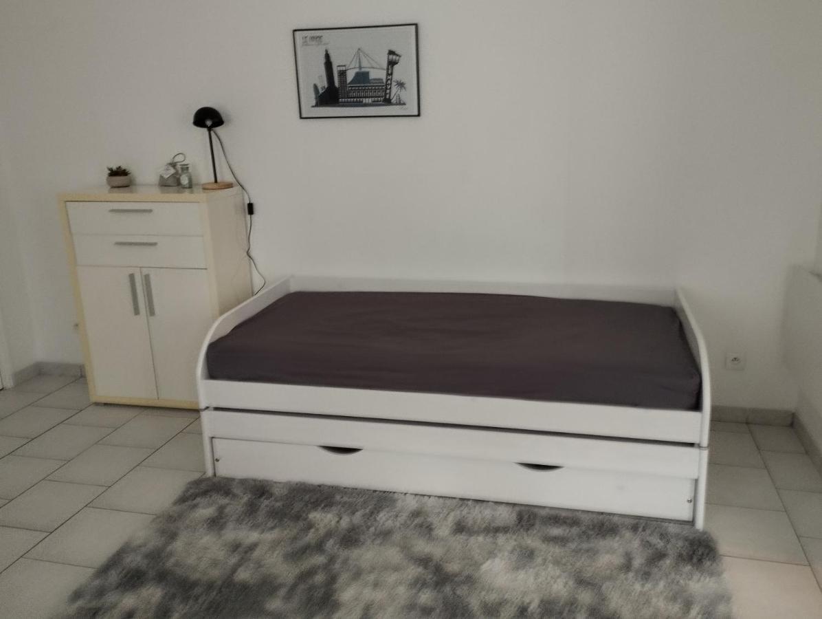 Studio Charmant Canape Lit Netflix Prime Video Wifi Dazn Le Havre Esterno foto