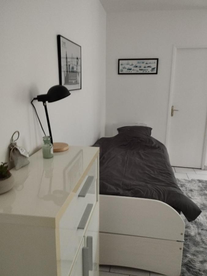Studio Charmant Canape Lit Netflix Prime Video Wifi Dazn Le Havre Esterno foto