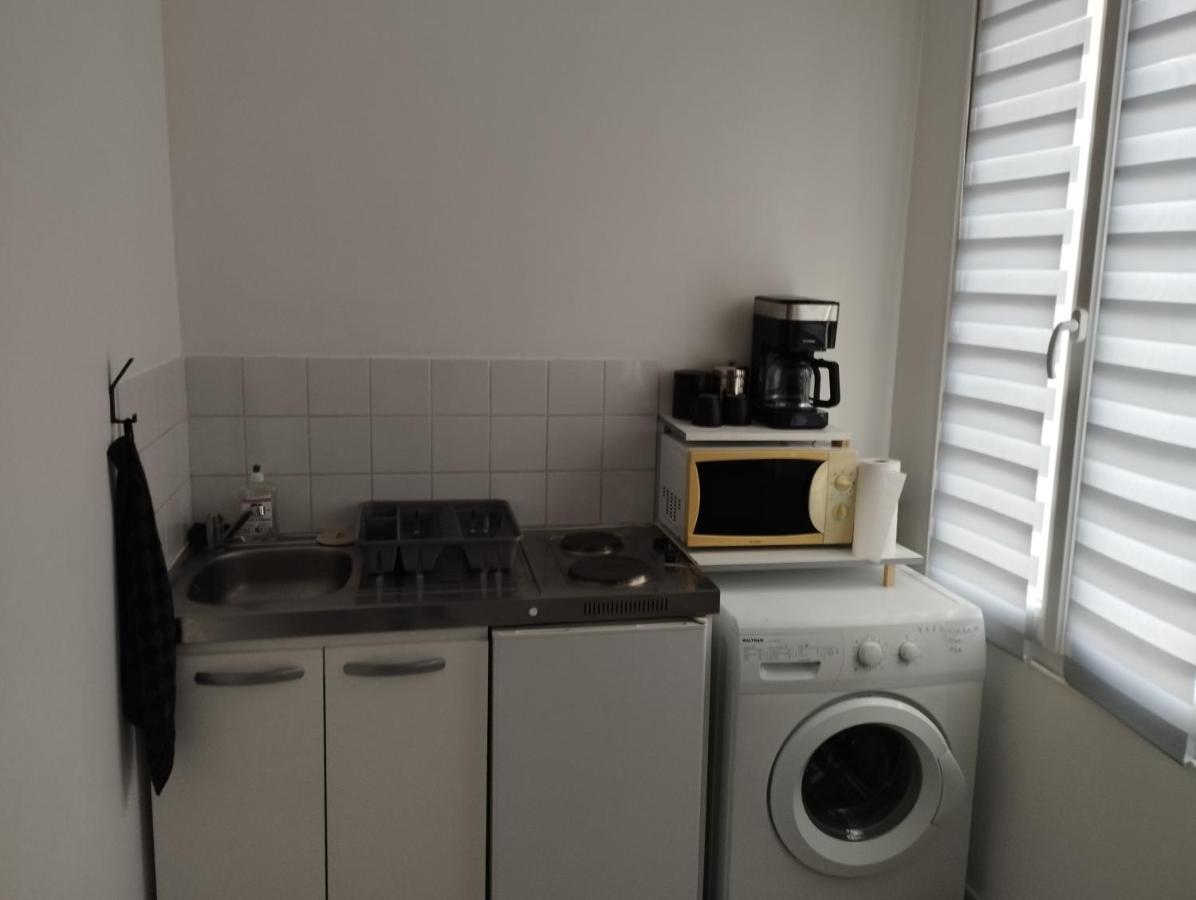 Studio Charmant Canape Lit Netflix Prime Video Wifi Dazn Le Havre Esterno foto