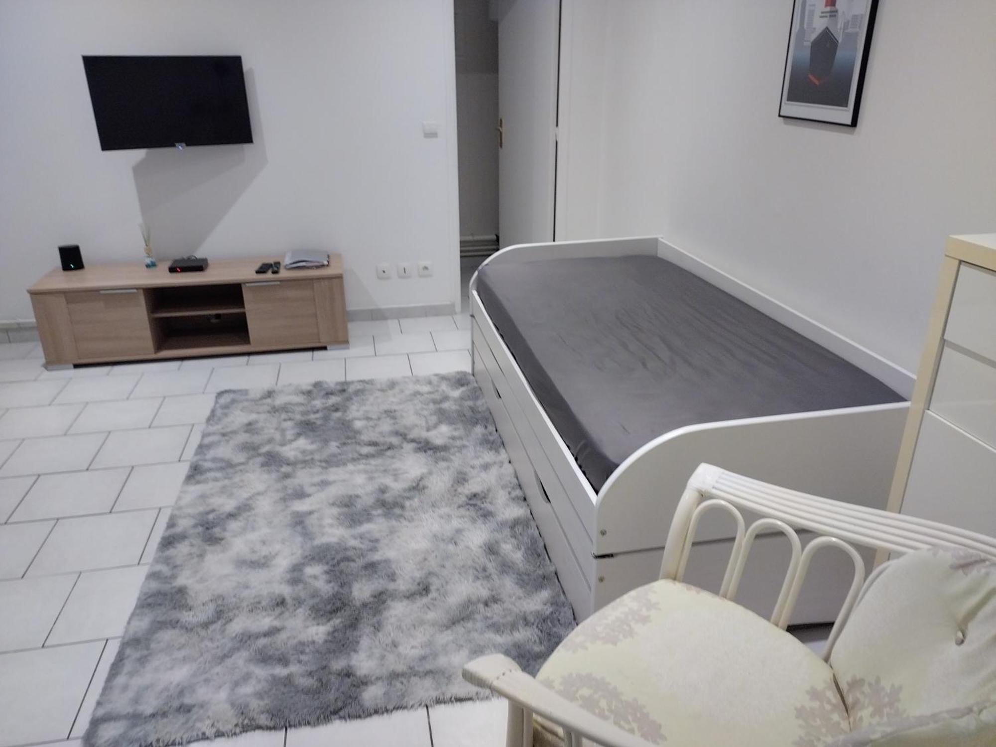 Studio Charmant Canape Lit Netflix Prime Video Wifi Dazn Le Havre Esterno foto