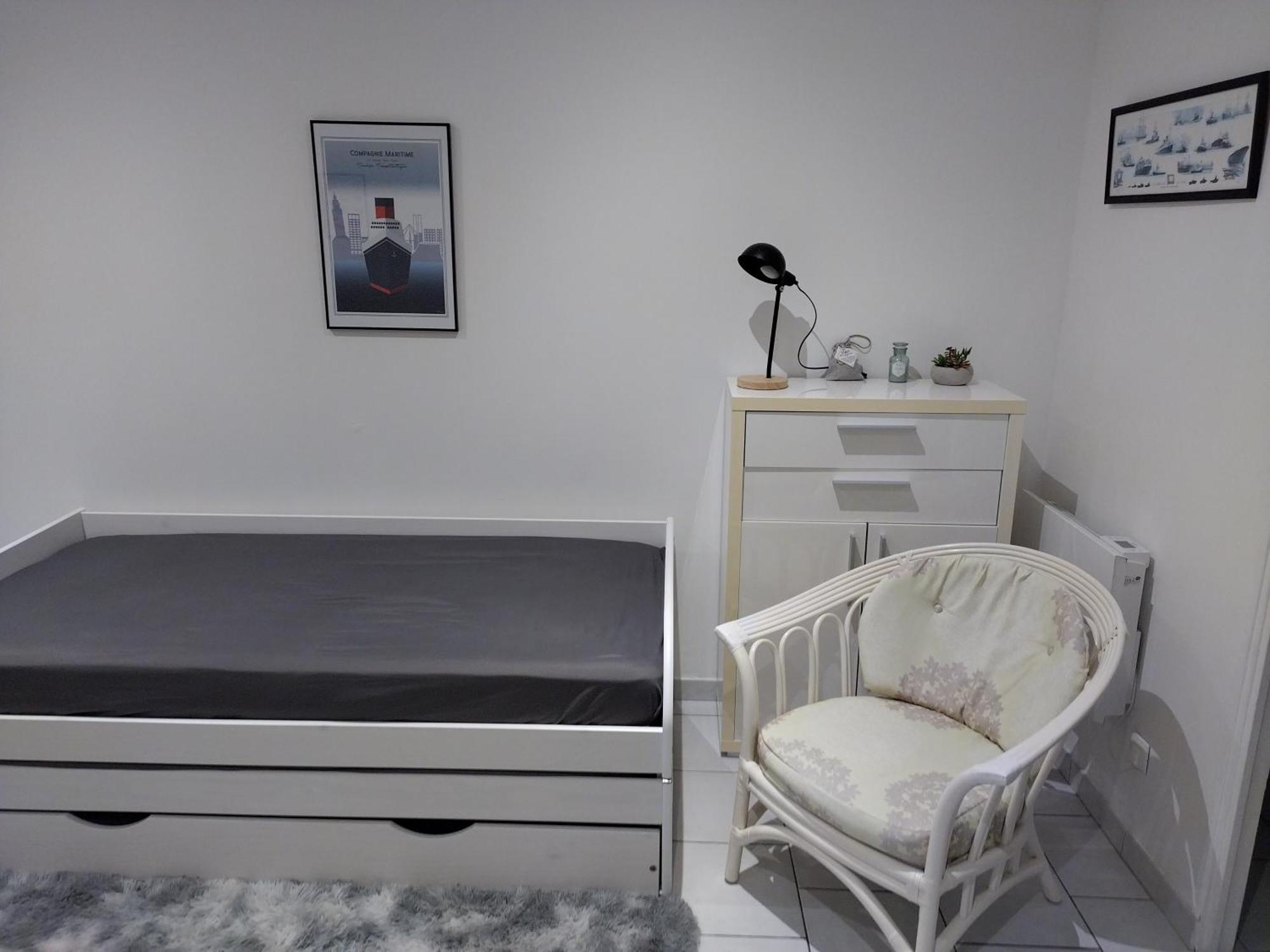 Studio Charmant Canape Lit Netflix Prime Video Wifi Dazn Le Havre Esterno foto